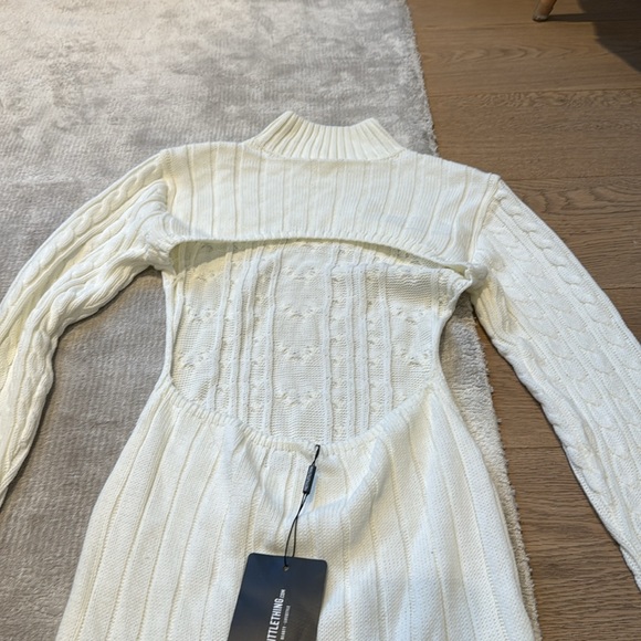 PrettyLittleThing Long Sleeve Sweater Dress - Picture 8 of 11